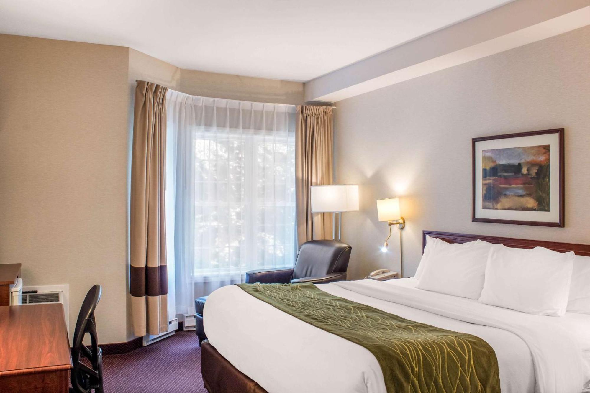 Comfort Inn Halifax Exterior photo
