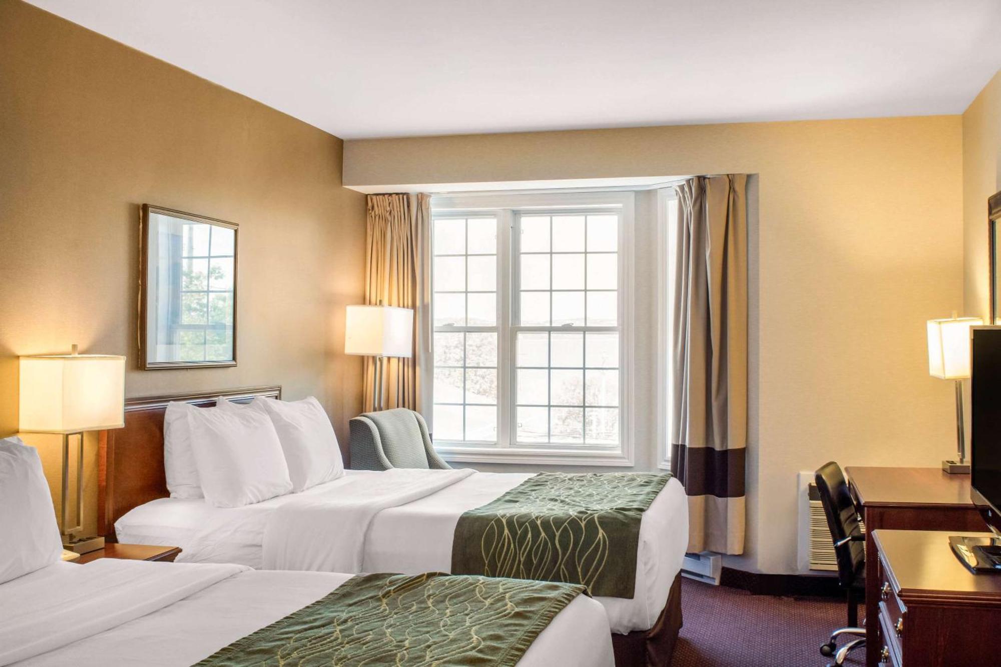 Comfort Inn Halifax Exterior photo